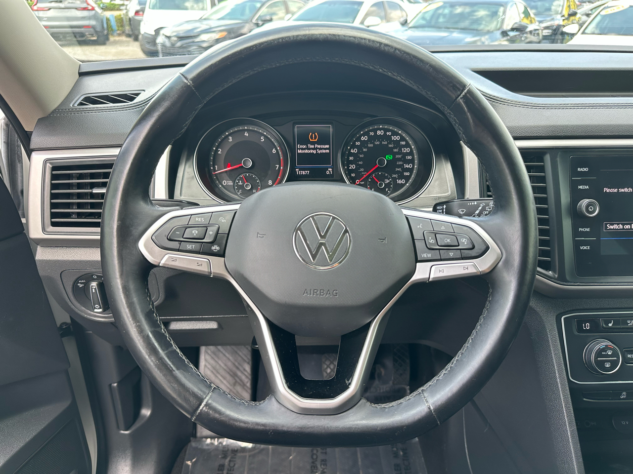 Volkswagen Atlas 2021.5 3.6L V6 SE w/Technology FWD 2021