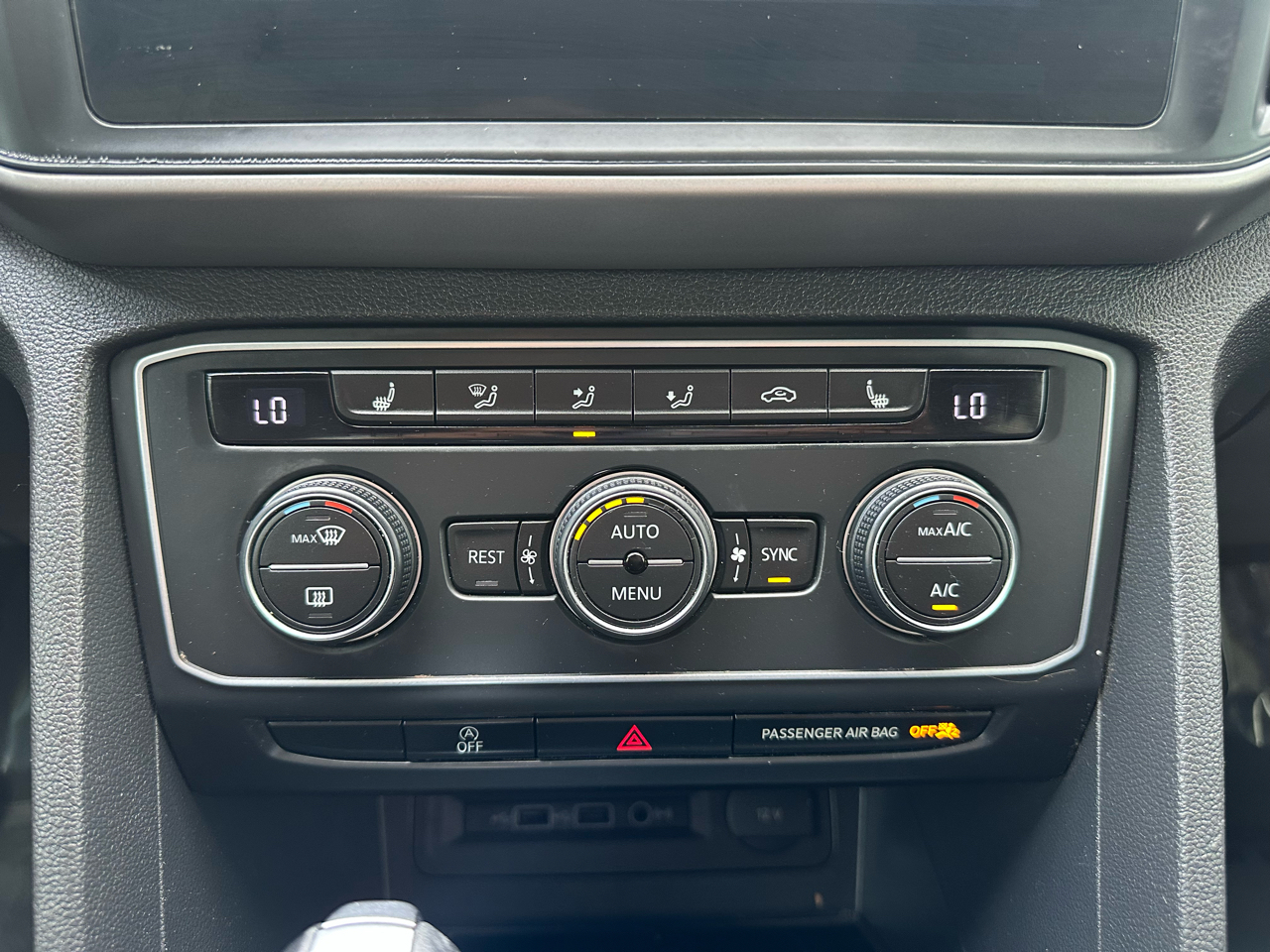 Volkswagen Atlas 2021.5 3.6L V6 SE w/Technology FWD 2021