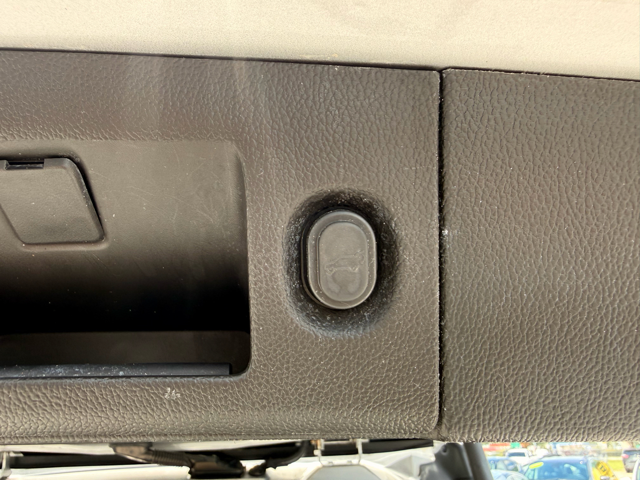 Chevrolet Suburban 4WD 4dr LT 2015
