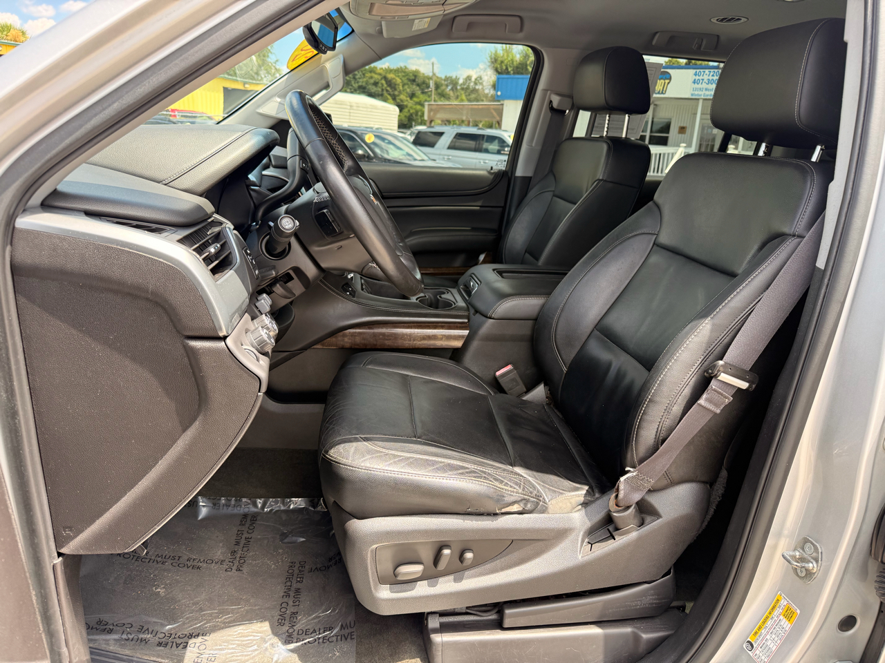 Chevrolet Suburban 4WD 4dr LT 2015