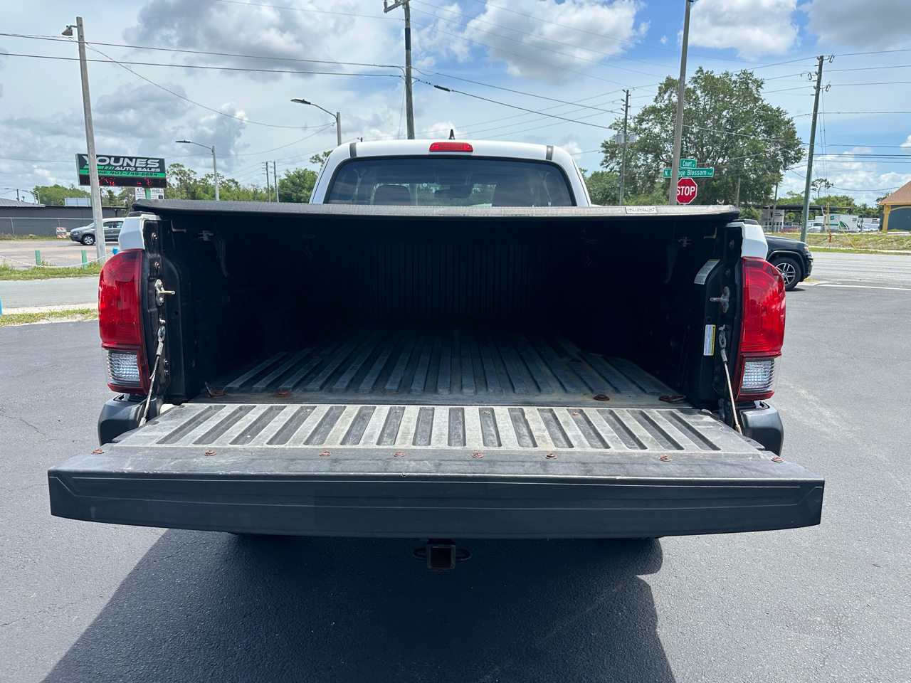 Toyota Tacoma 2WD SR Access Cab 6' Bed I4 AT (Natl) 2019