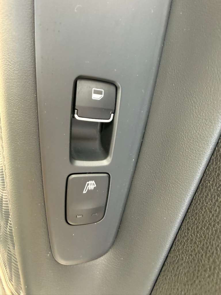 Hyundai Santa Fe Limited 2.4L Auto FWD 2020