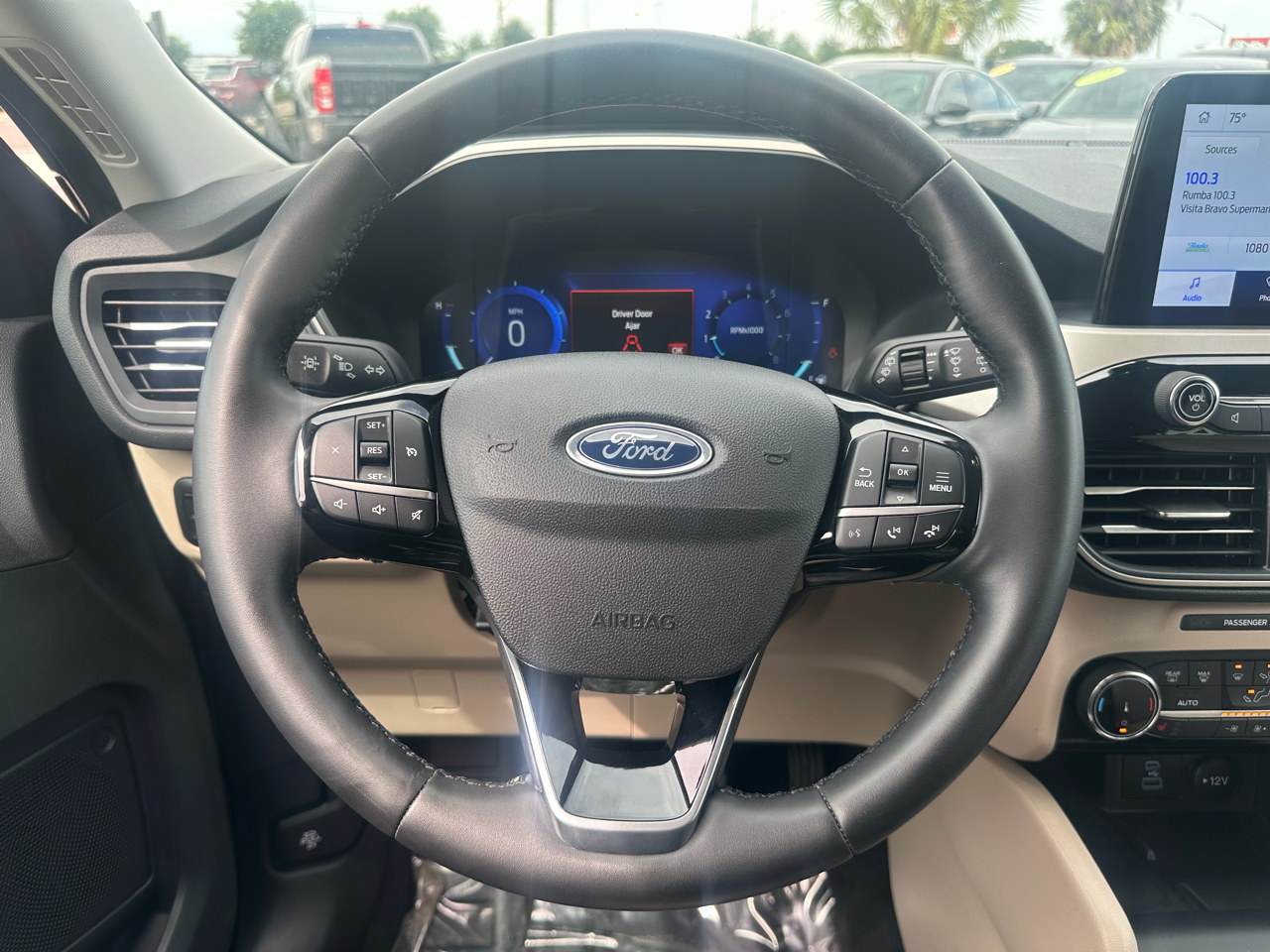 Ford Escape SEL FWD 2022