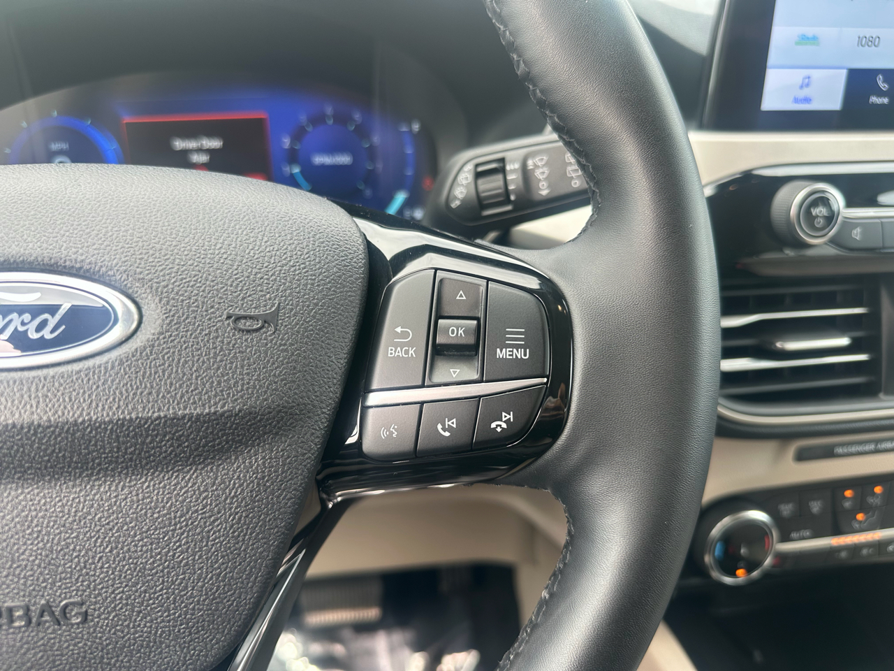 Ford Escape SEL FWD 2022