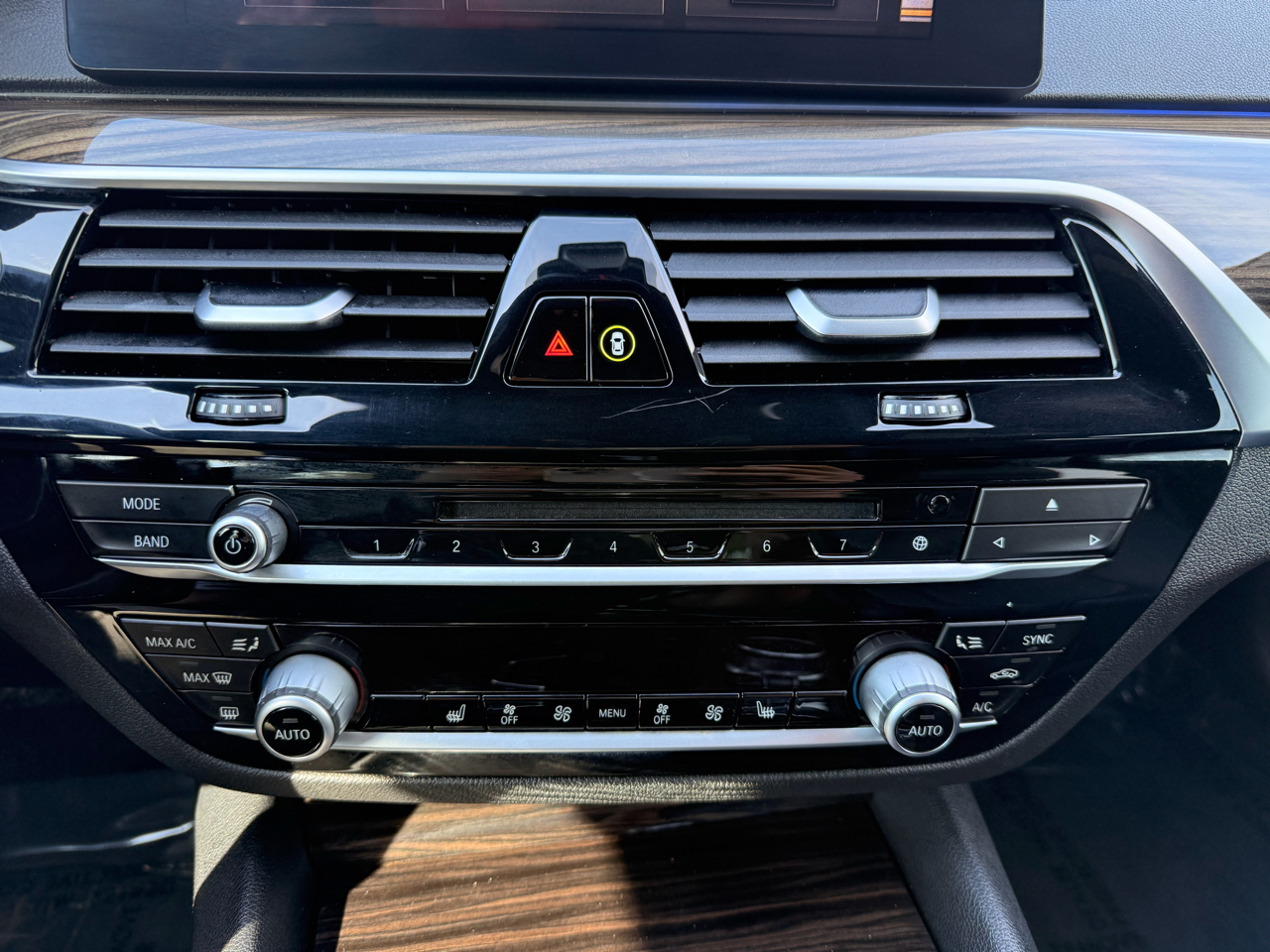 BMW 5 Series 530i Sedan 2018