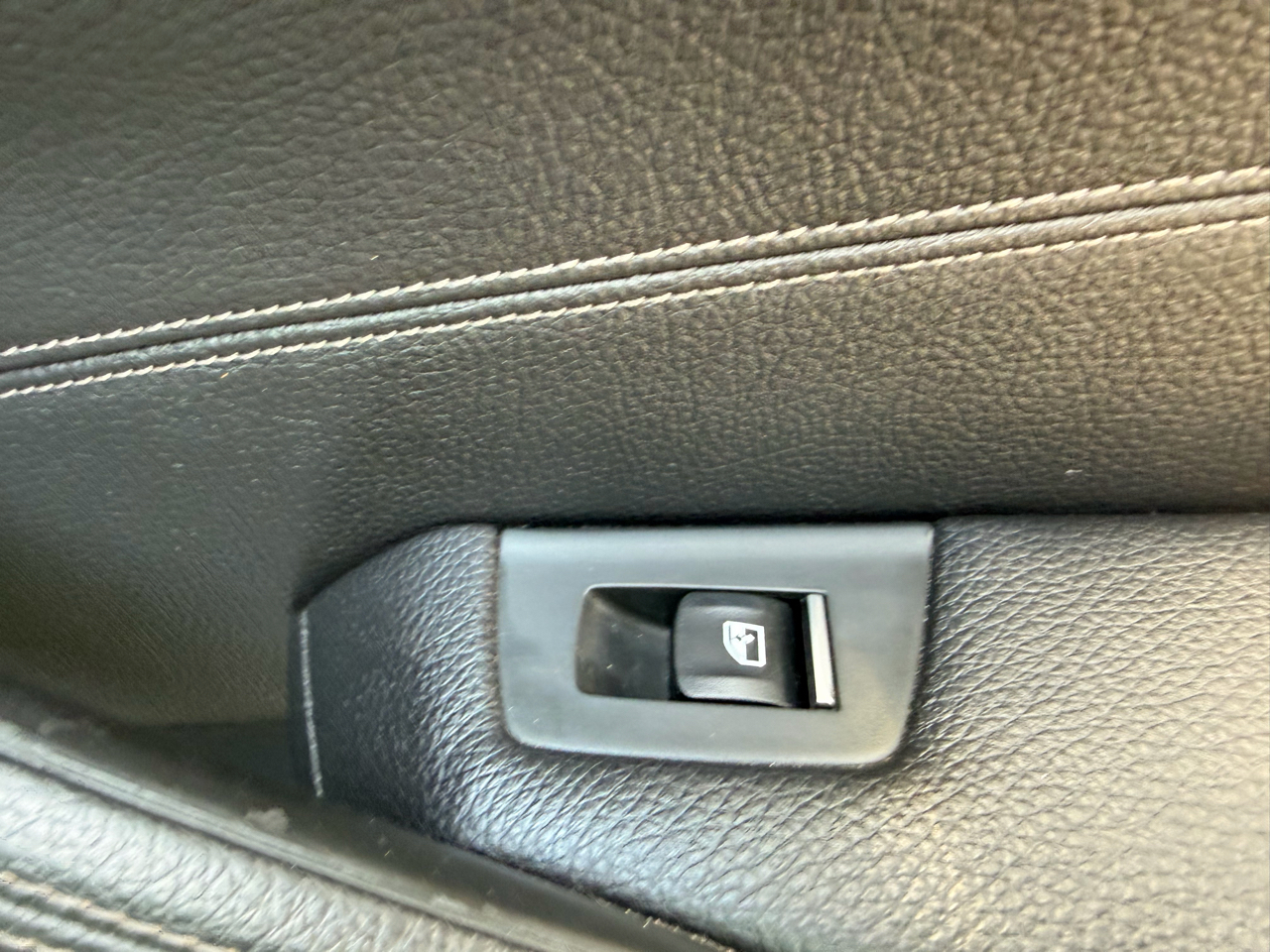 BMW 5 Series 530i Sedan 2018