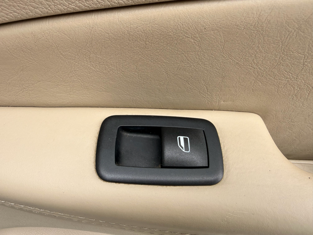 Jeep Grand Cherokee RWD 4dr Overland 2016