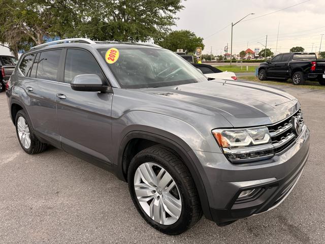Gray 2019 Volkswagen Atlas SE FWD with Technology SUV / Crossover Front-Wheel Drive Automatic