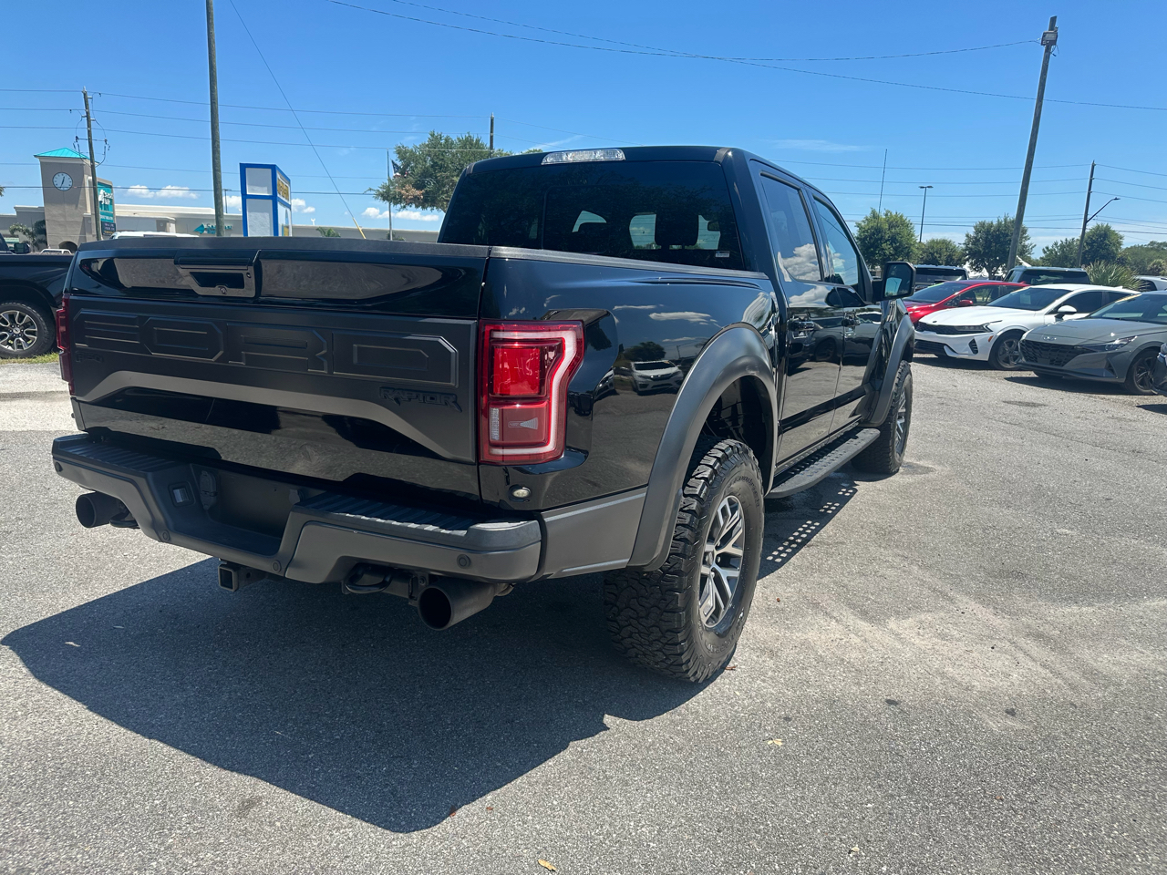 Ford F-150 Raptor 4WD SuperCrew 5.5' Box 2017