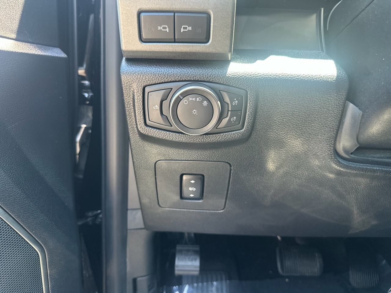 Ford F-150 Raptor 4WD SuperCrew 5.5' Box 2017