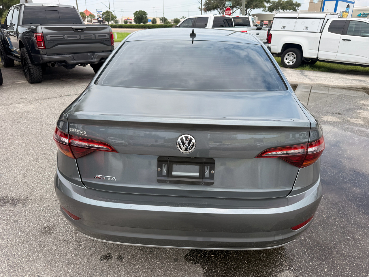 Volkswagen Jetta SE 4D Sedan at 2019