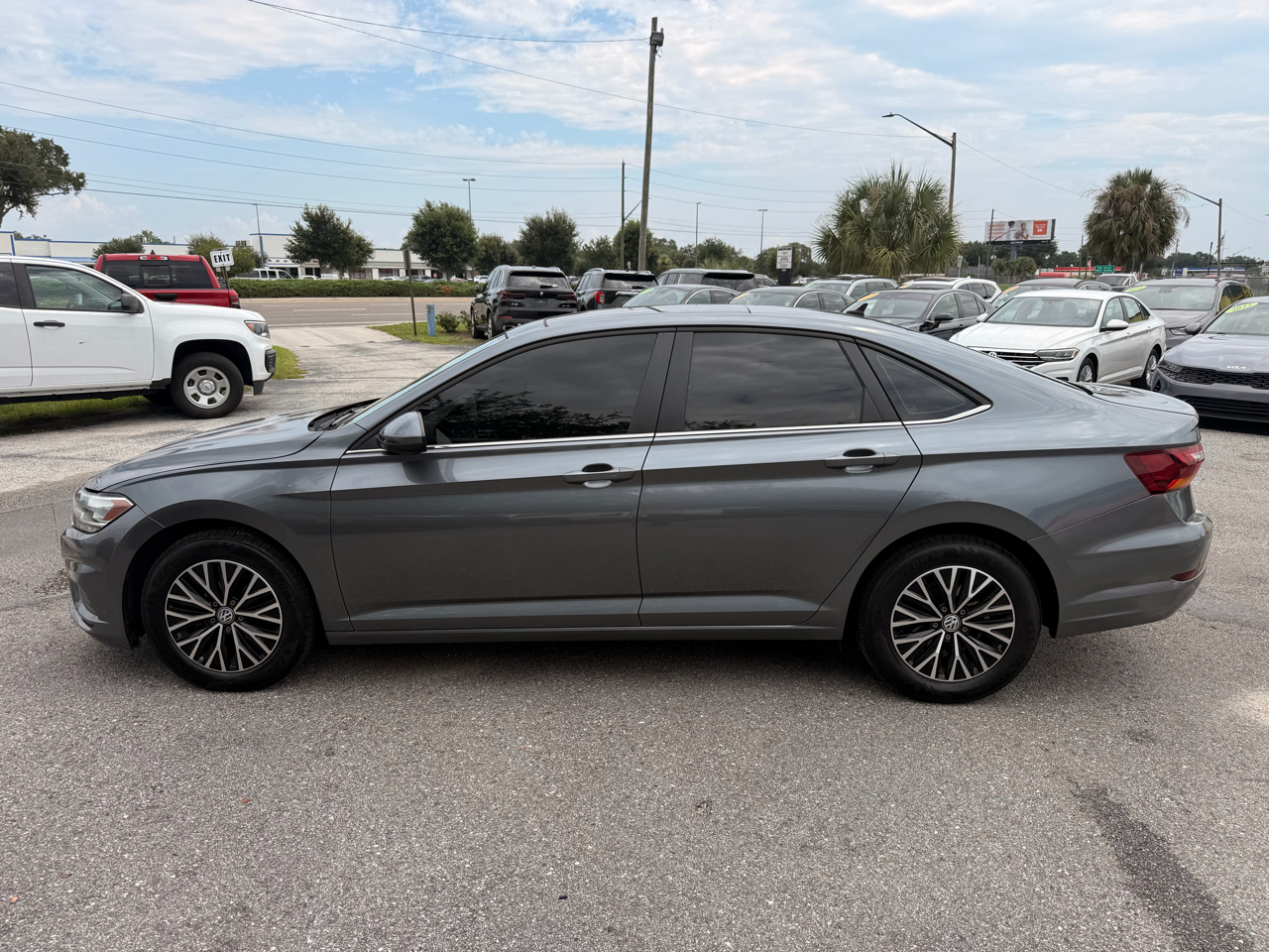 Volkswagen Jetta SE 4D Sedan at 2019