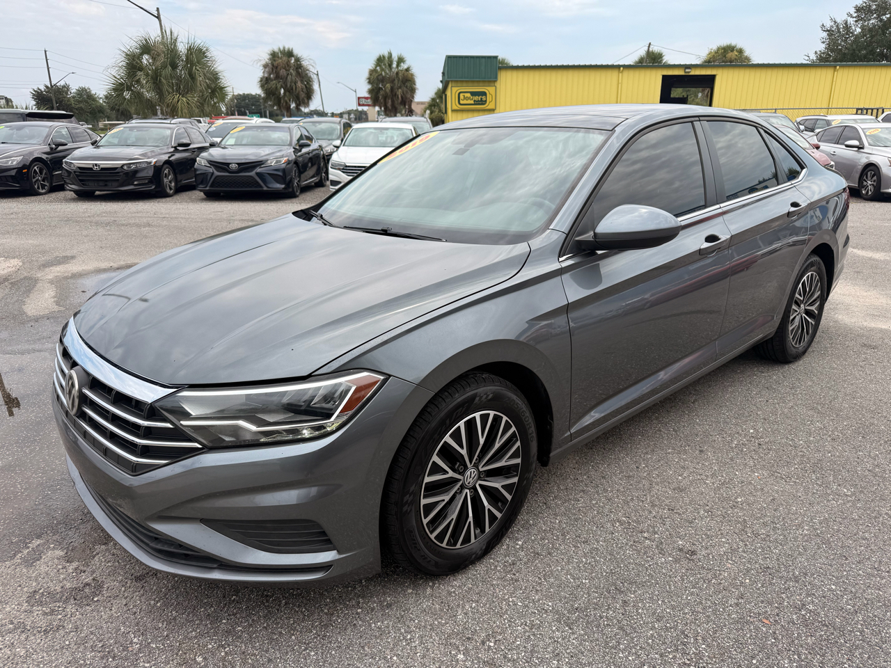 Volkswagen Jetta SE 4D Sedan at 2019