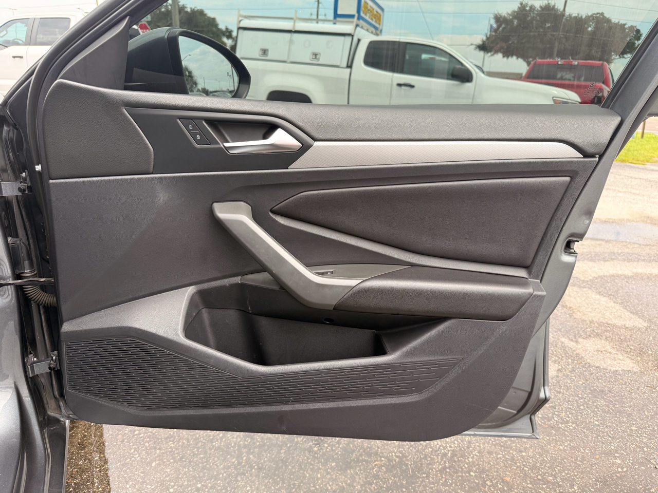 Volkswagen Jetta SE 4D Sedan at 2019