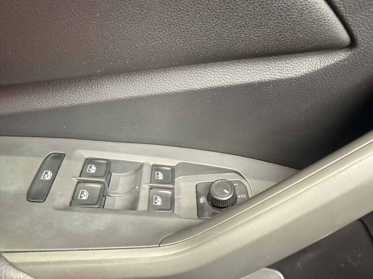 Volkswagen Jetta SE 4D Sedan at 2019