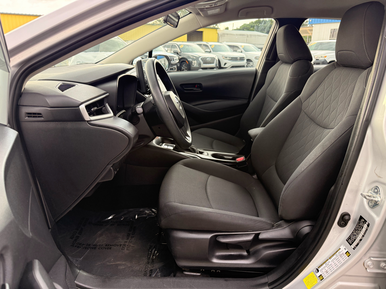 Toyota Corolla LE CVT (Natl) 2022