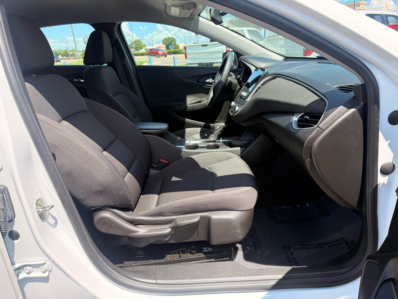 Chevrolet Malibu 4dr Sdn LT 2022