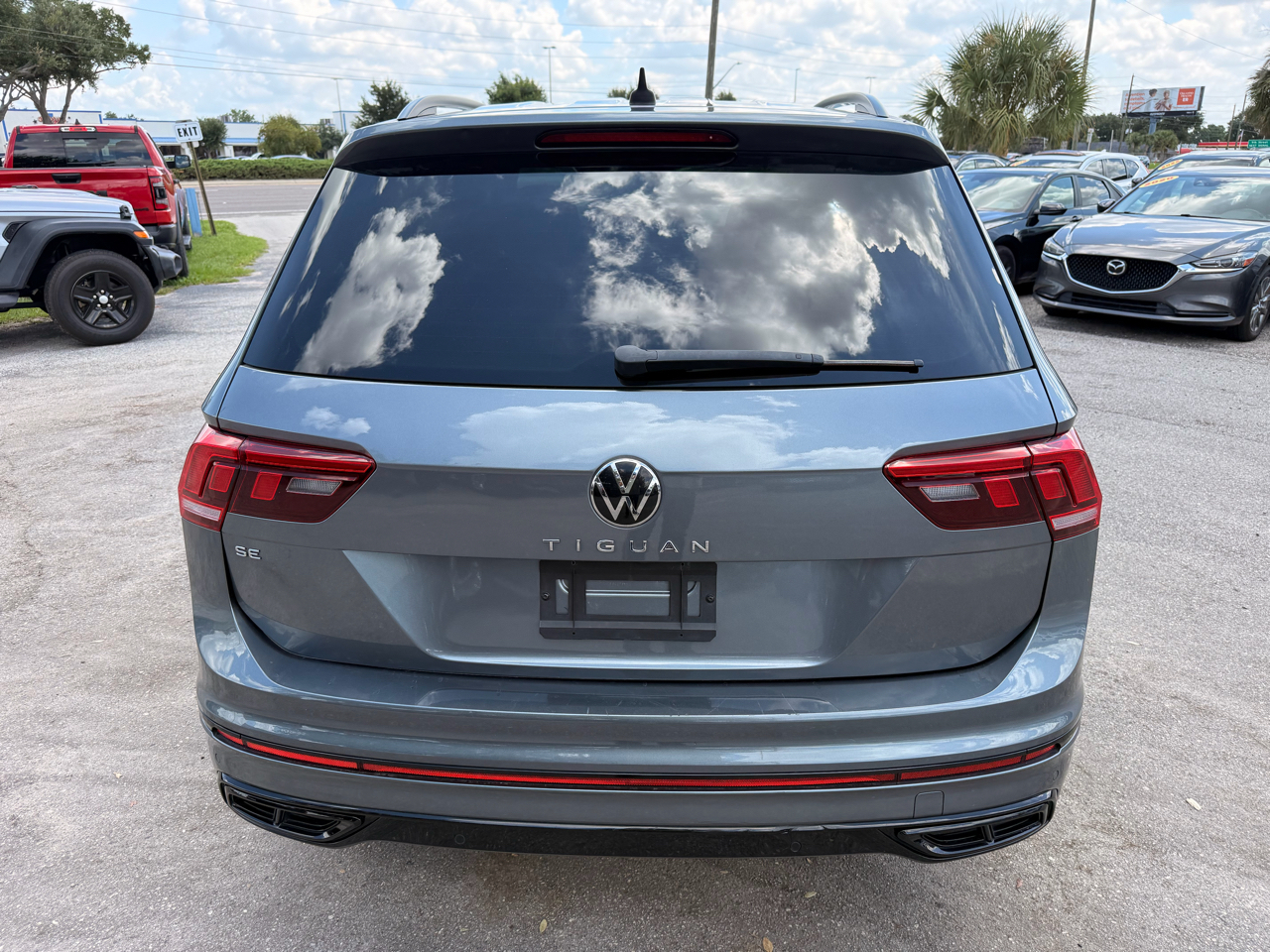 Volkswagen Tiguan 2.0T SE R-Line Black FWD 2022