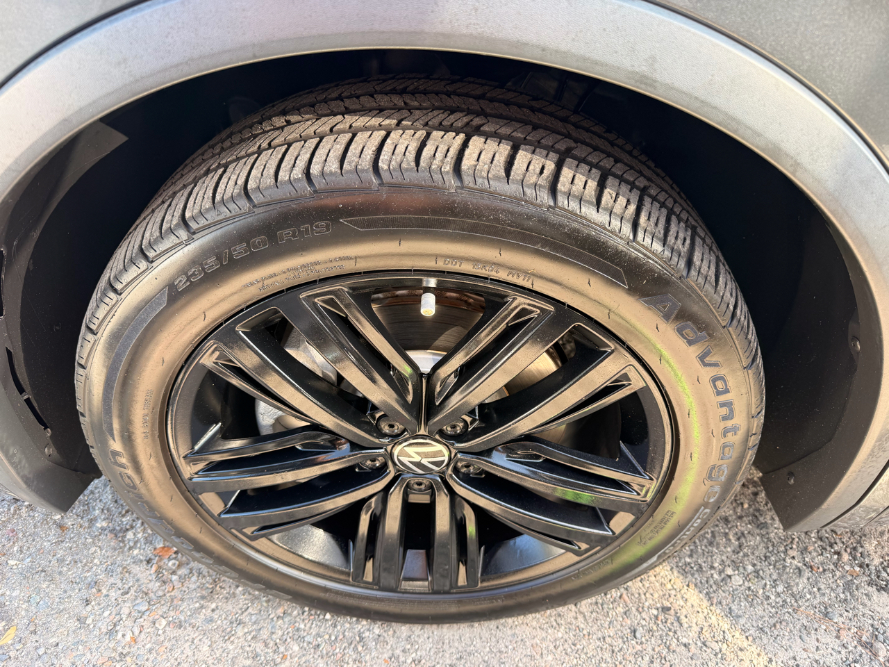 Volkswagen Tiguan 2.0T SE R-Line Black FWD 2022