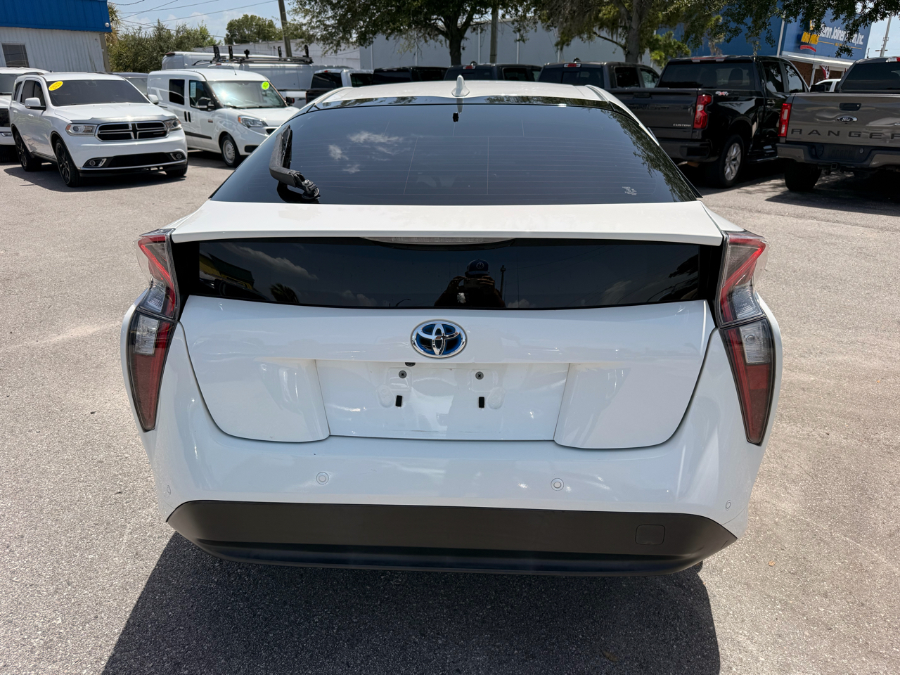 Toyota Prius Three Touring (Natl) 2018