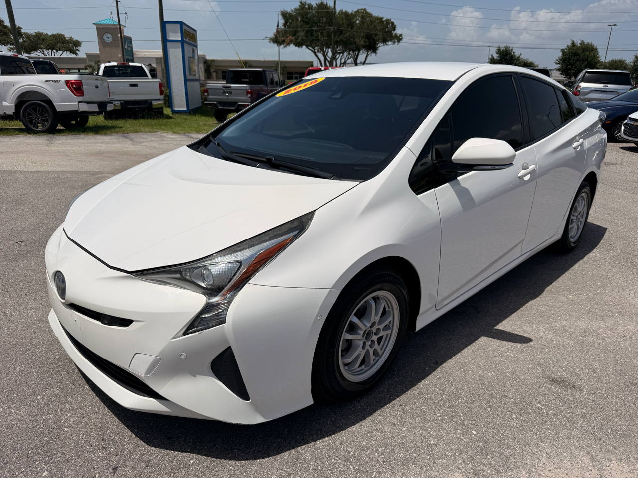 Toyota Prius Three Touring (Natl) 2018