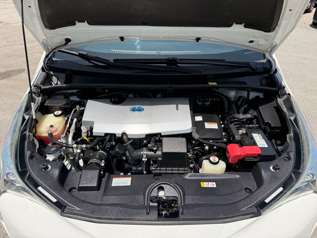 Toyota Prius Three Touring (Natl) 2018