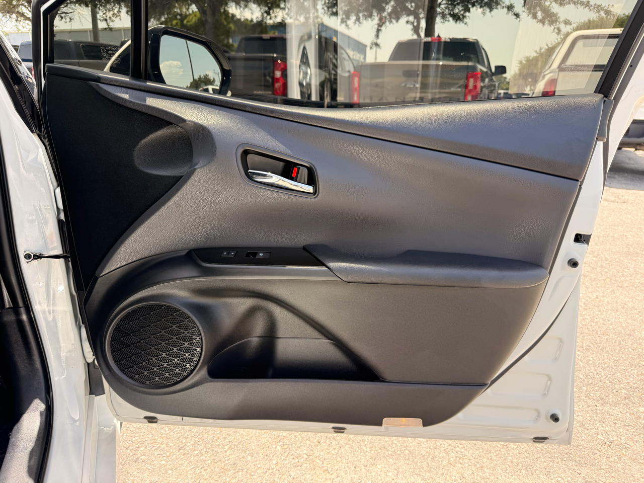 Toyota Prius Three Touring (Natl) 2018