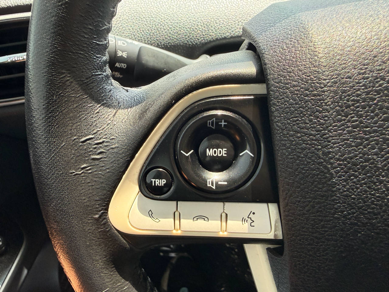 Toyota Prius Three Touring (Natl) 2018