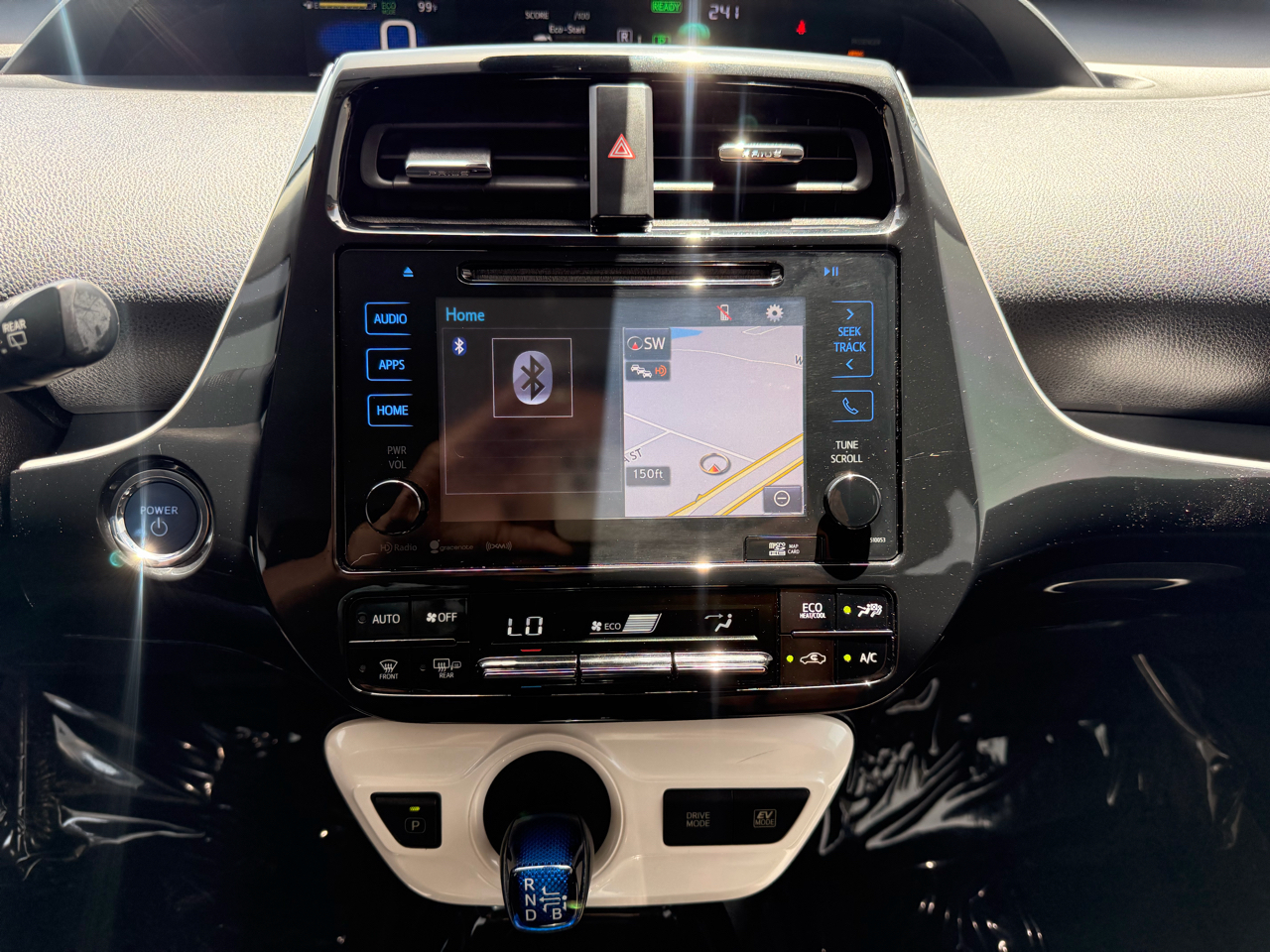 Toyota Prius Three Touring (Natl) 2018
