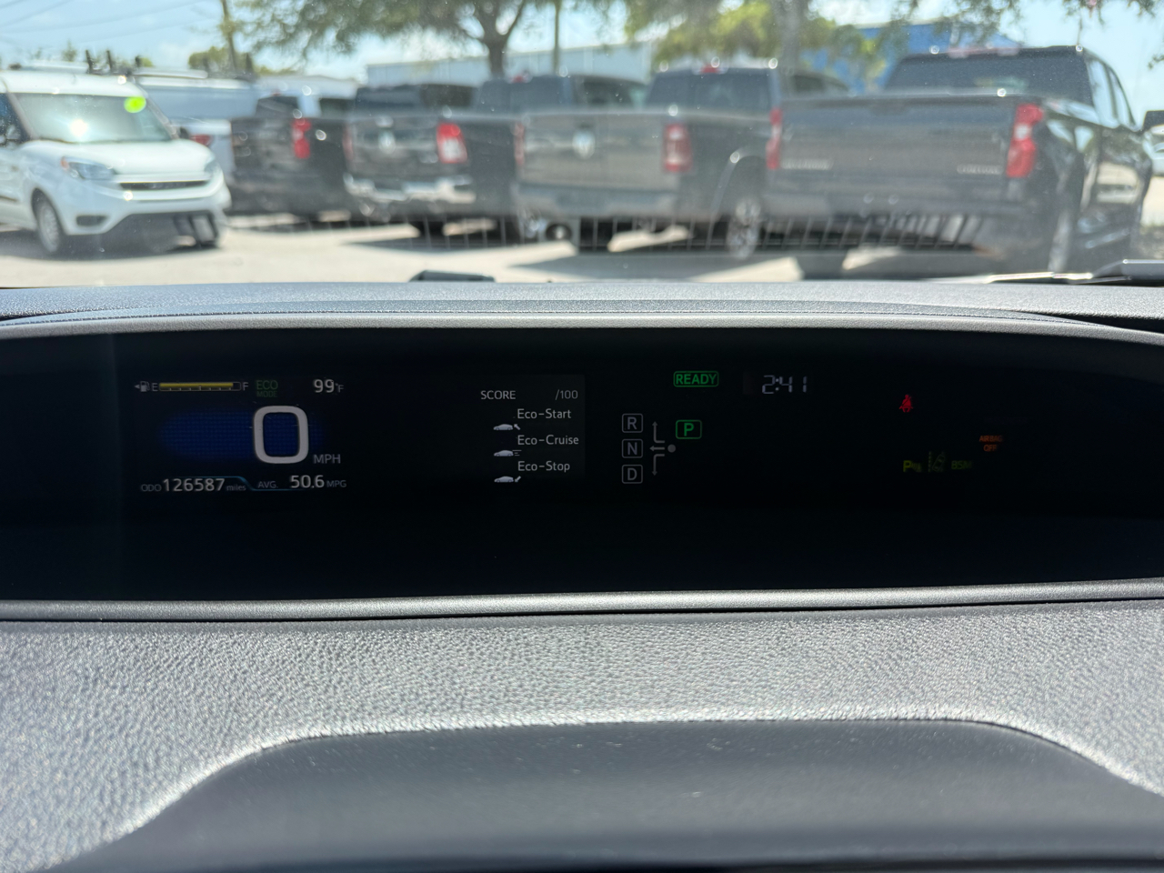 Toyota Prius Three Touring (Natl) 2018