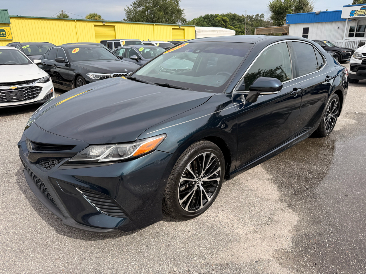 Toyota Camry SE Auto (Natl) 2018