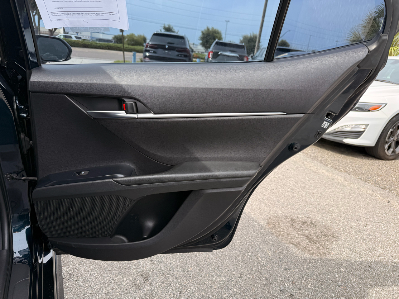 Toyota Camry SE Auto (Natl) 2018