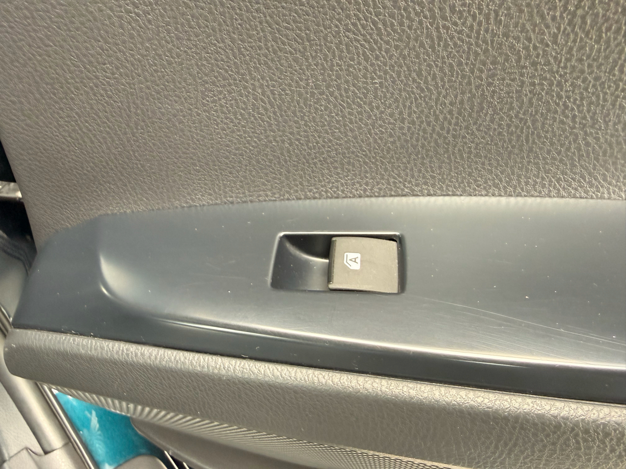 Toyota Camry SE Auto (Natl) 2018