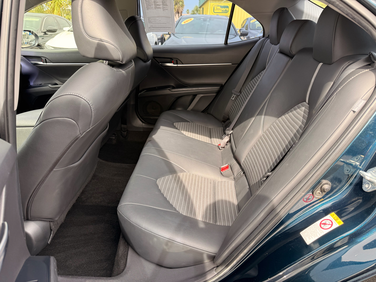 Toyota Camry SE Auto (Natl) 2018