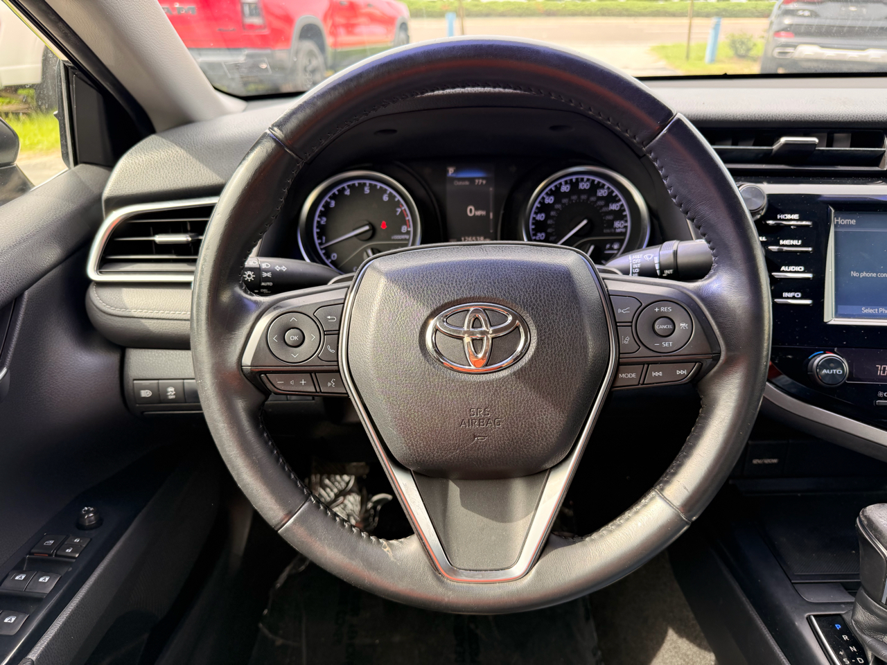 Toyota Camry SE Auto (Natl) 2018