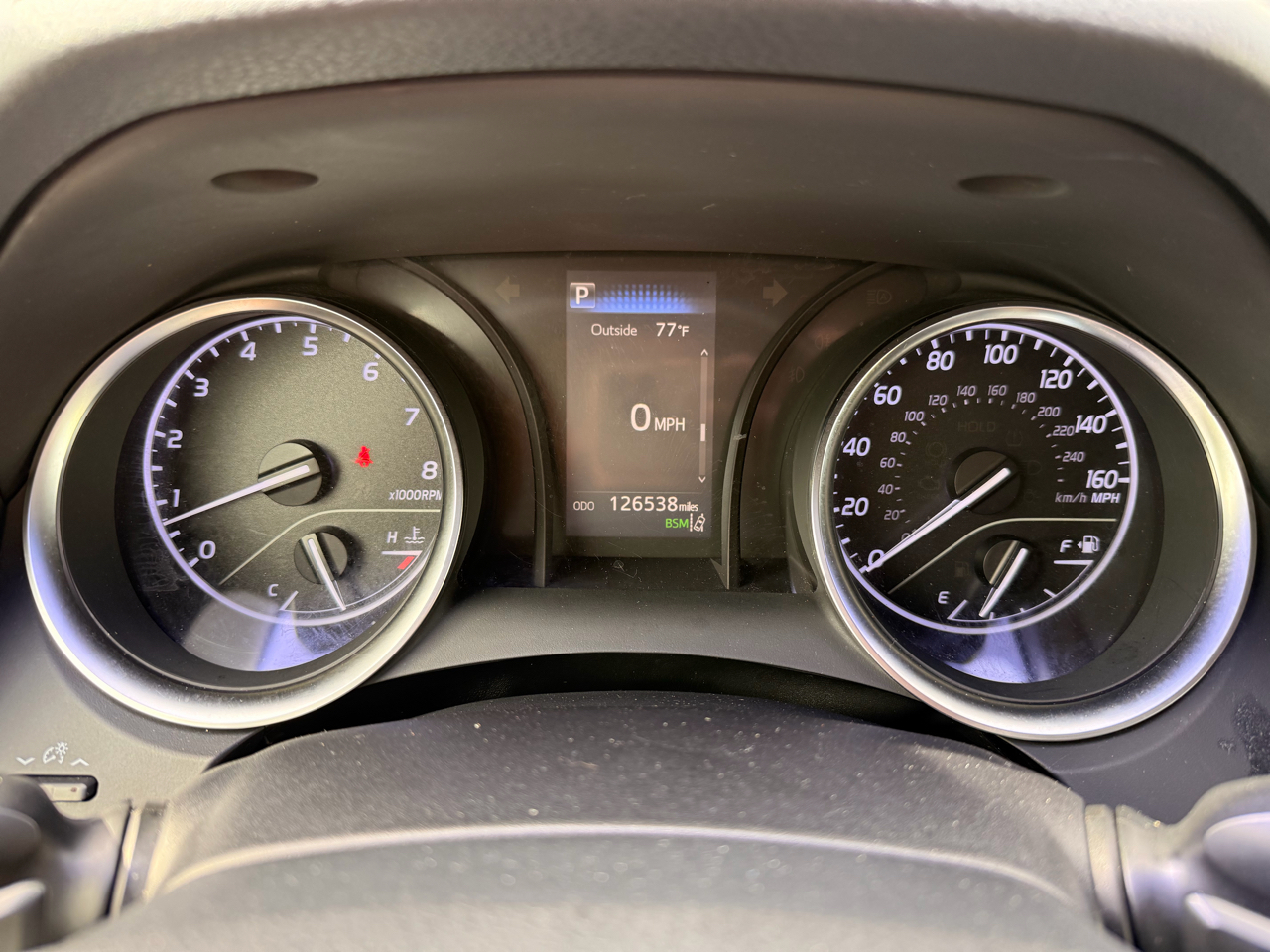 Toyota Camry SE Auto (Natl) 2018