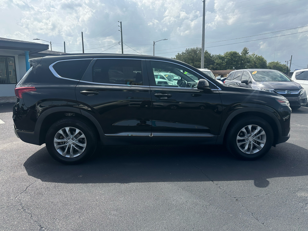Hyundai Santa Fe SE 2.4L Auto FWD 2019