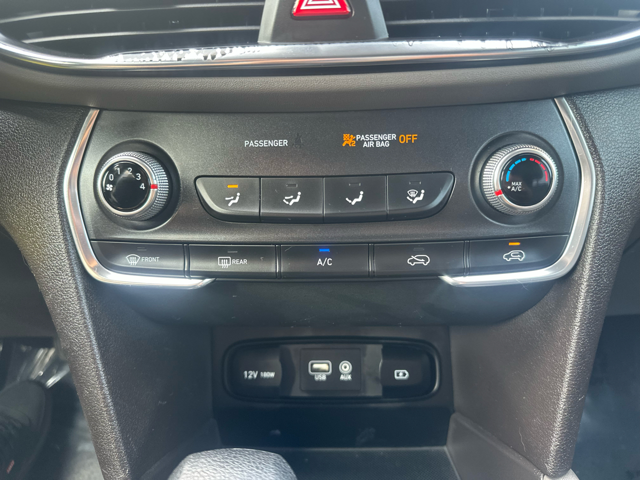 Hyundai Santa Fe SE 2.4L Auto FWD 2019