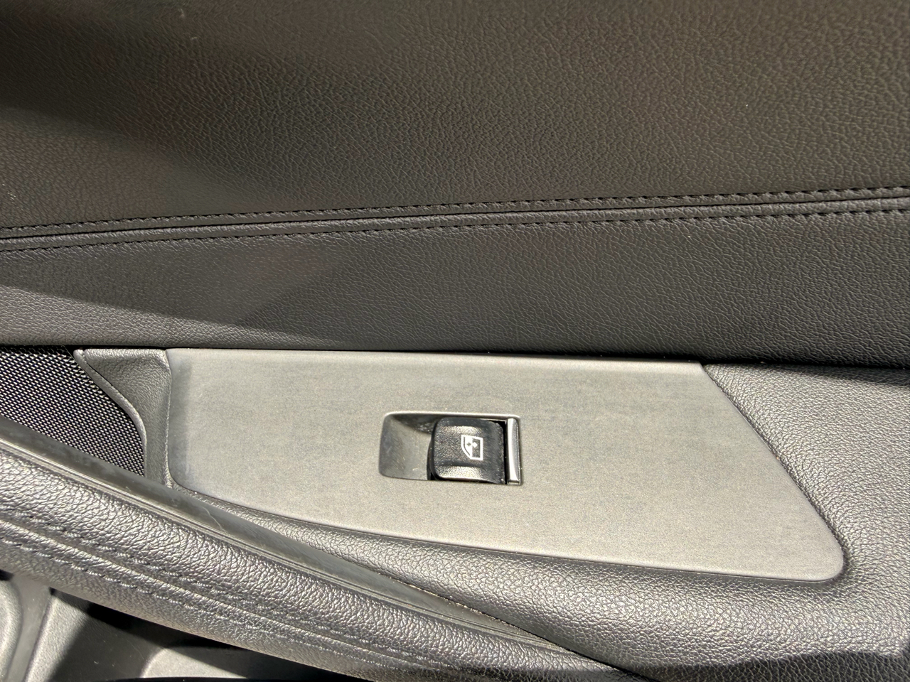 BMW 5 Series 530i Sedan 2019