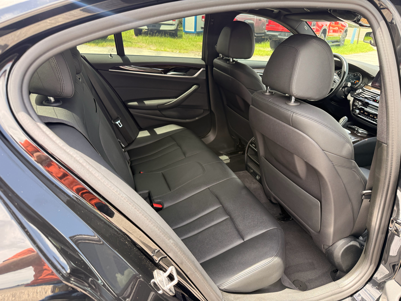 BMW 5 Series 530i Sedan 2019