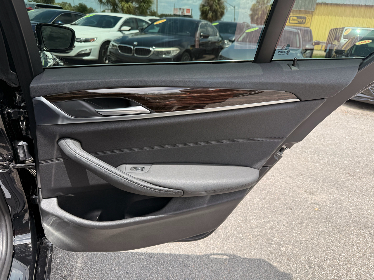 BMW 5 Series 530i Sedan 2019