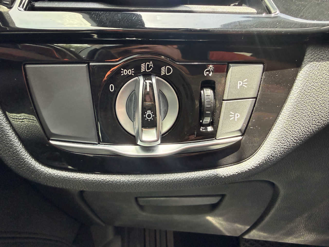 BMW 5 Series 530i Sedan 2019