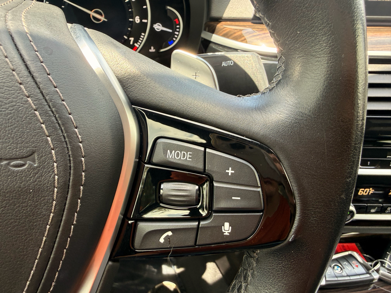 BMW 5 Series 530i Sedan 2019
