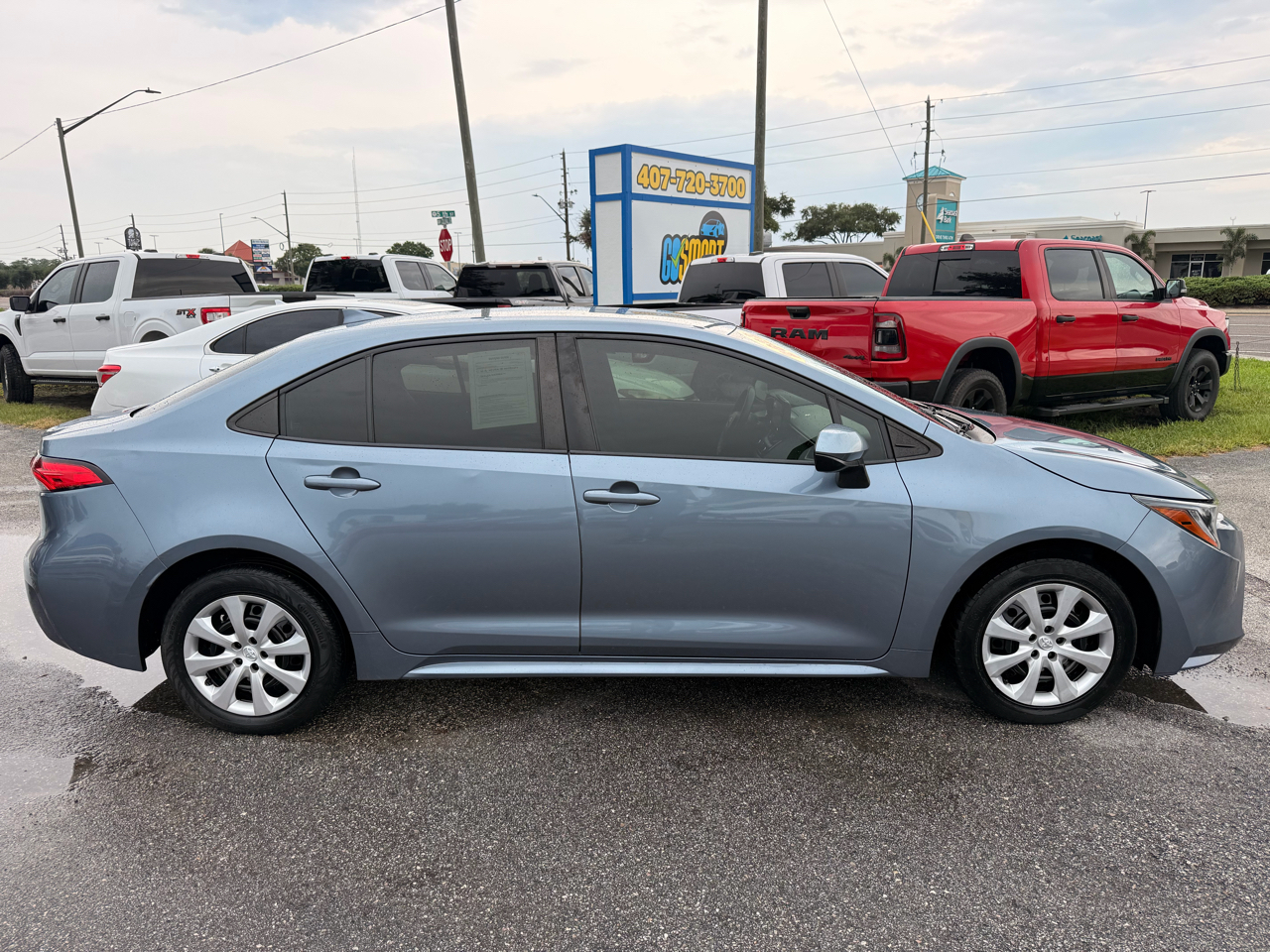 Toyota Corolla LE CVT (Natl) 2022