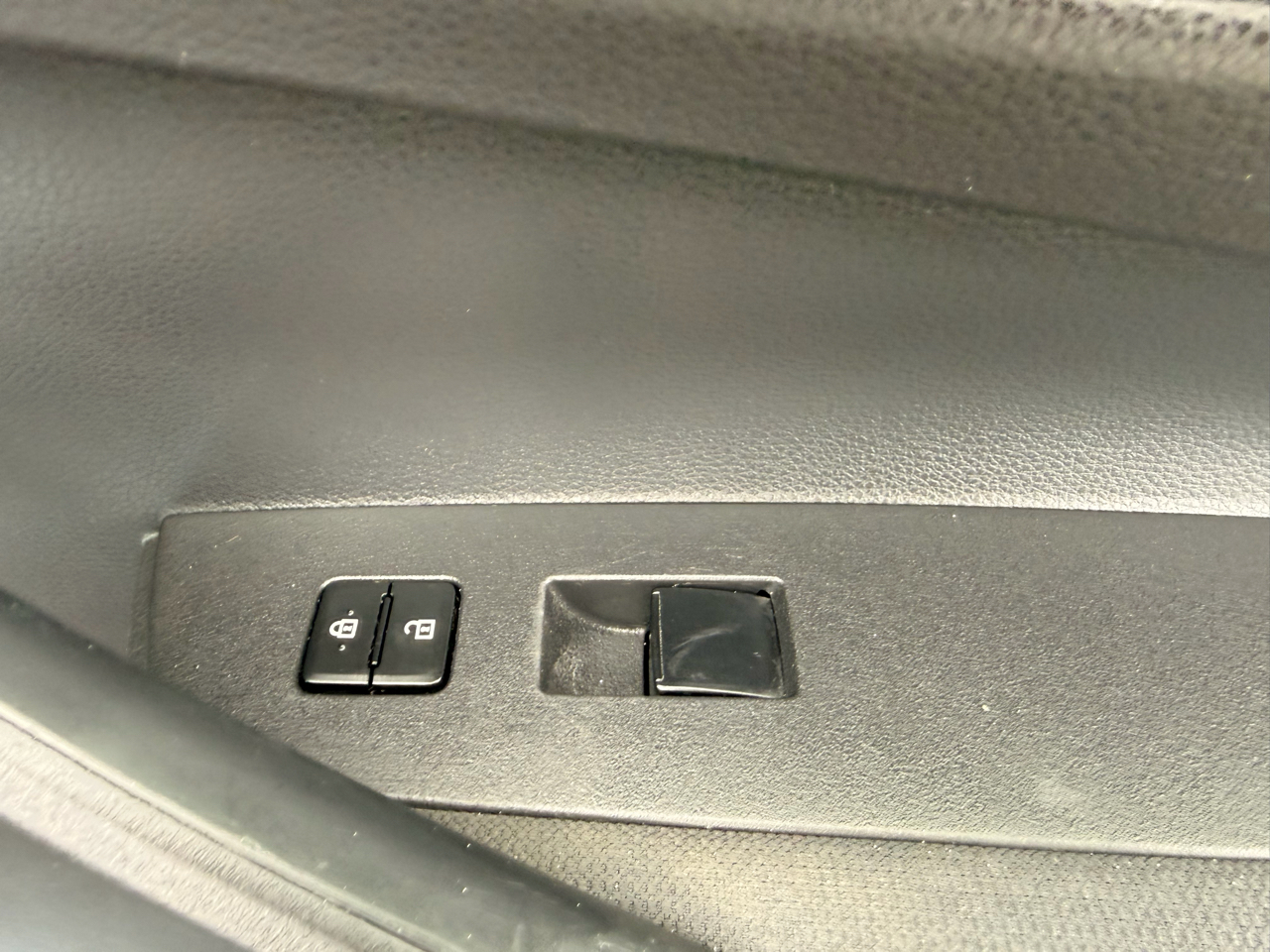 Toyota Corolla LE CVT (Natl) 2022