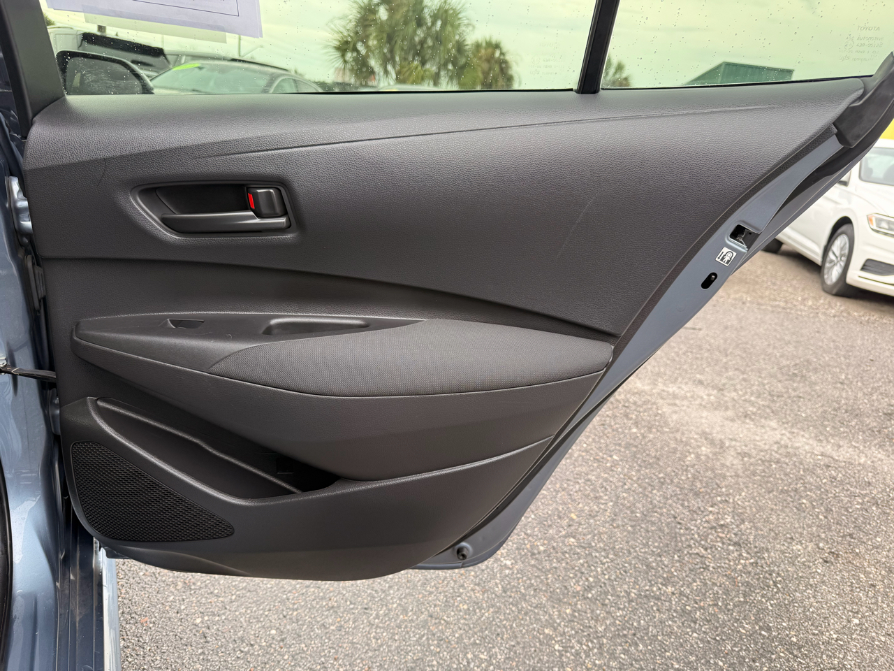 Toyota Corolla LE CVT (Natl) 2022