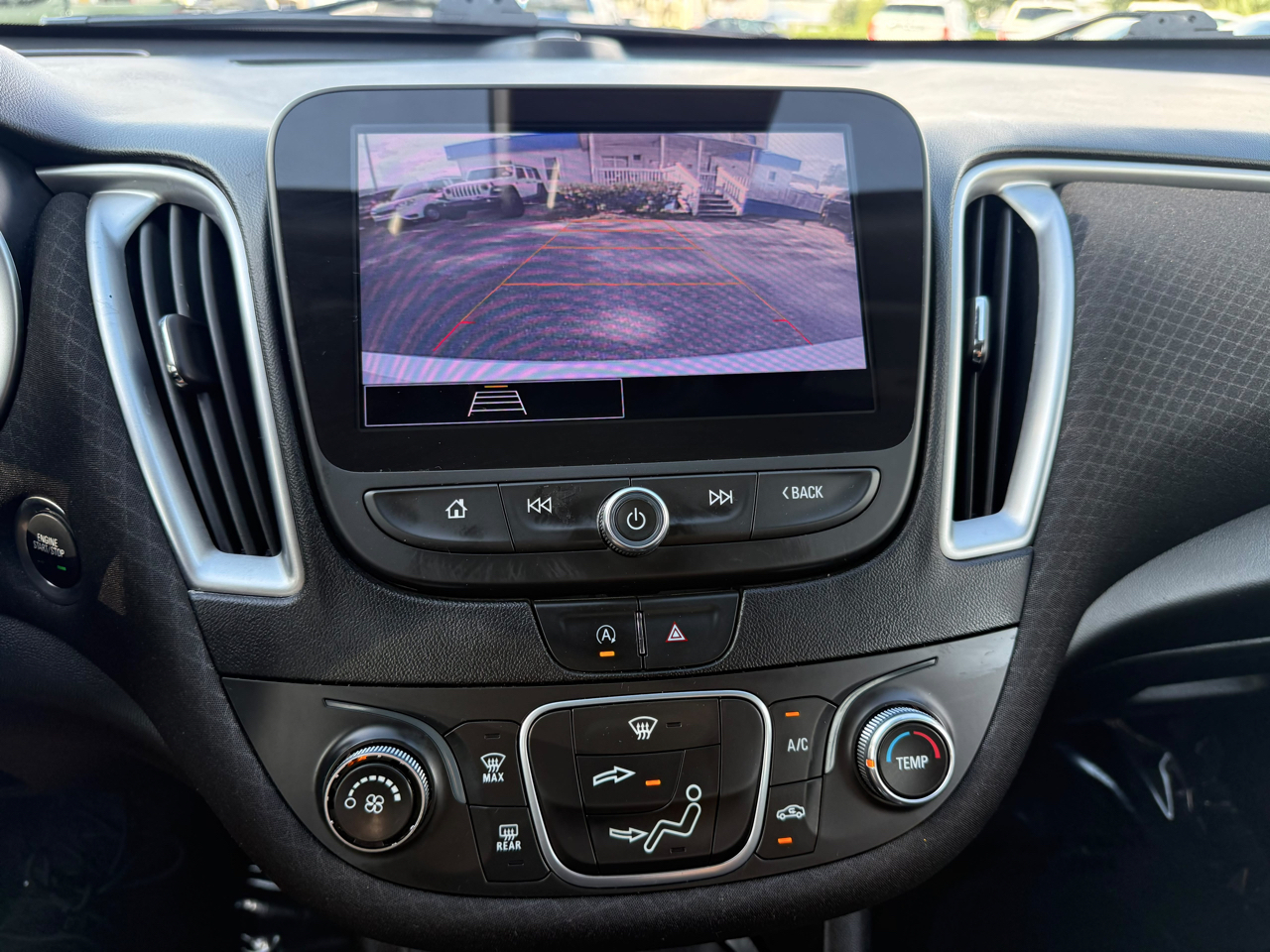 Chevrolet Malibu 4dr Sdn LS w/2FL 2022
