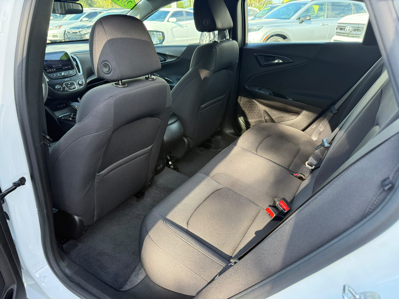 Chevrolet Malibu 4dr Sdn LS w/2FL 2022