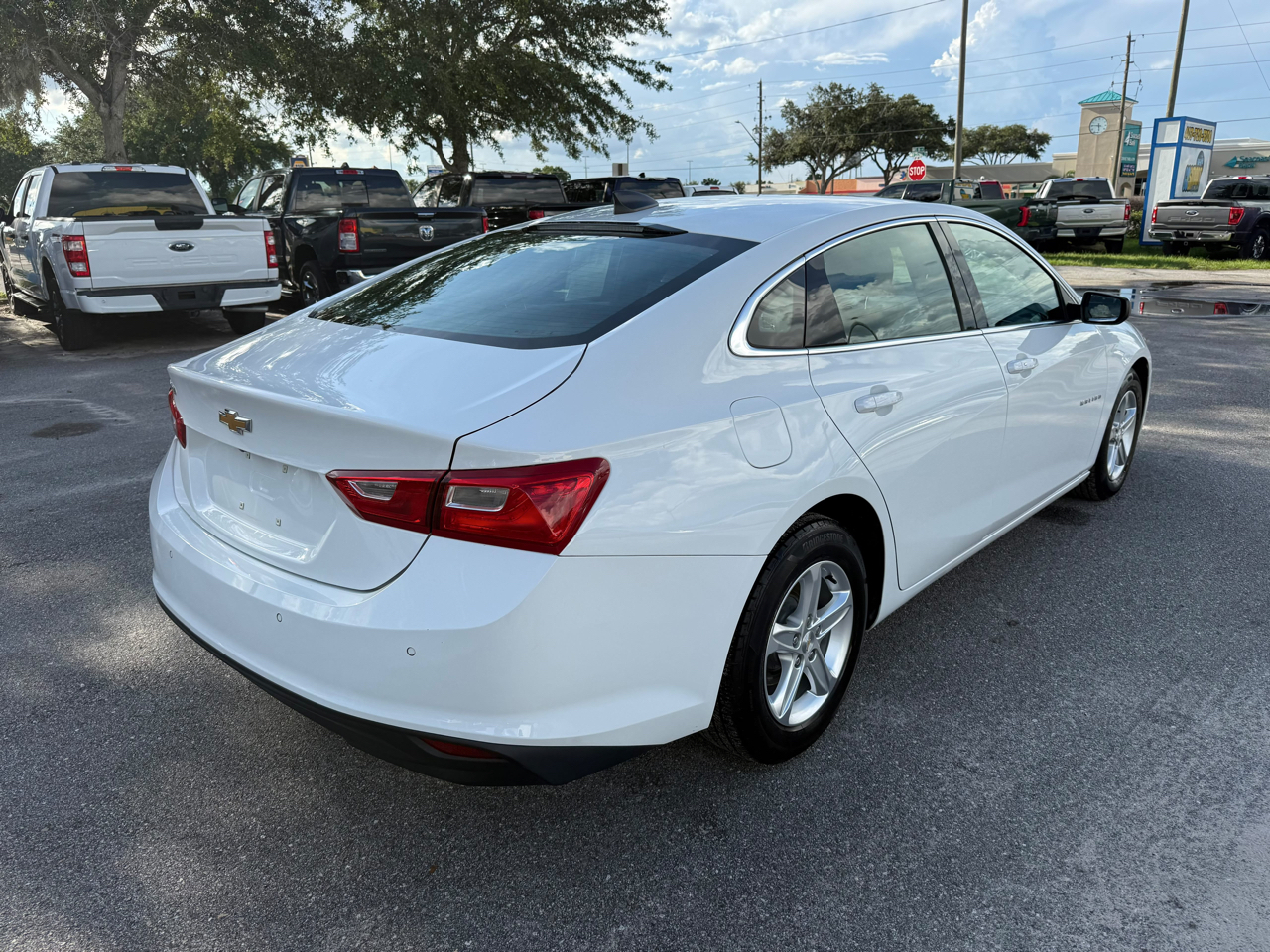 Chevrolet Malibu 4dr Sdn LS w/2FL 2022