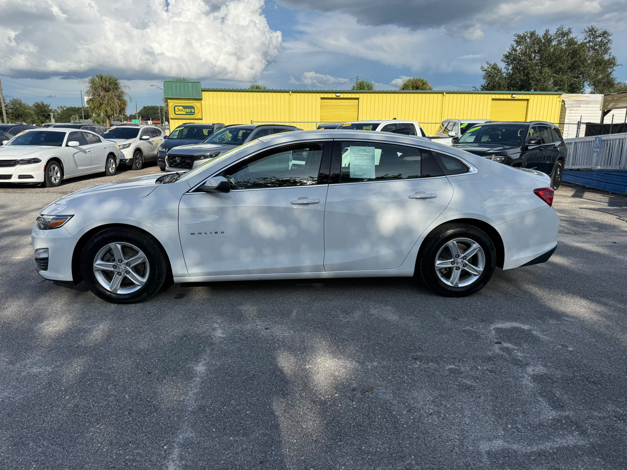 Chevrolet Malibu 4dr Sdn LS w/2FL 2022